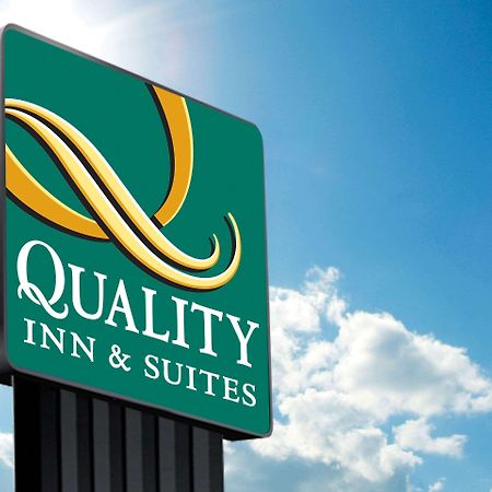 Quality Inn & Suites Уилсонвилл Экстерьер фото