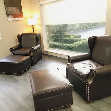 Quality Inn & Suites Уилсонвилл Экстерьер фото