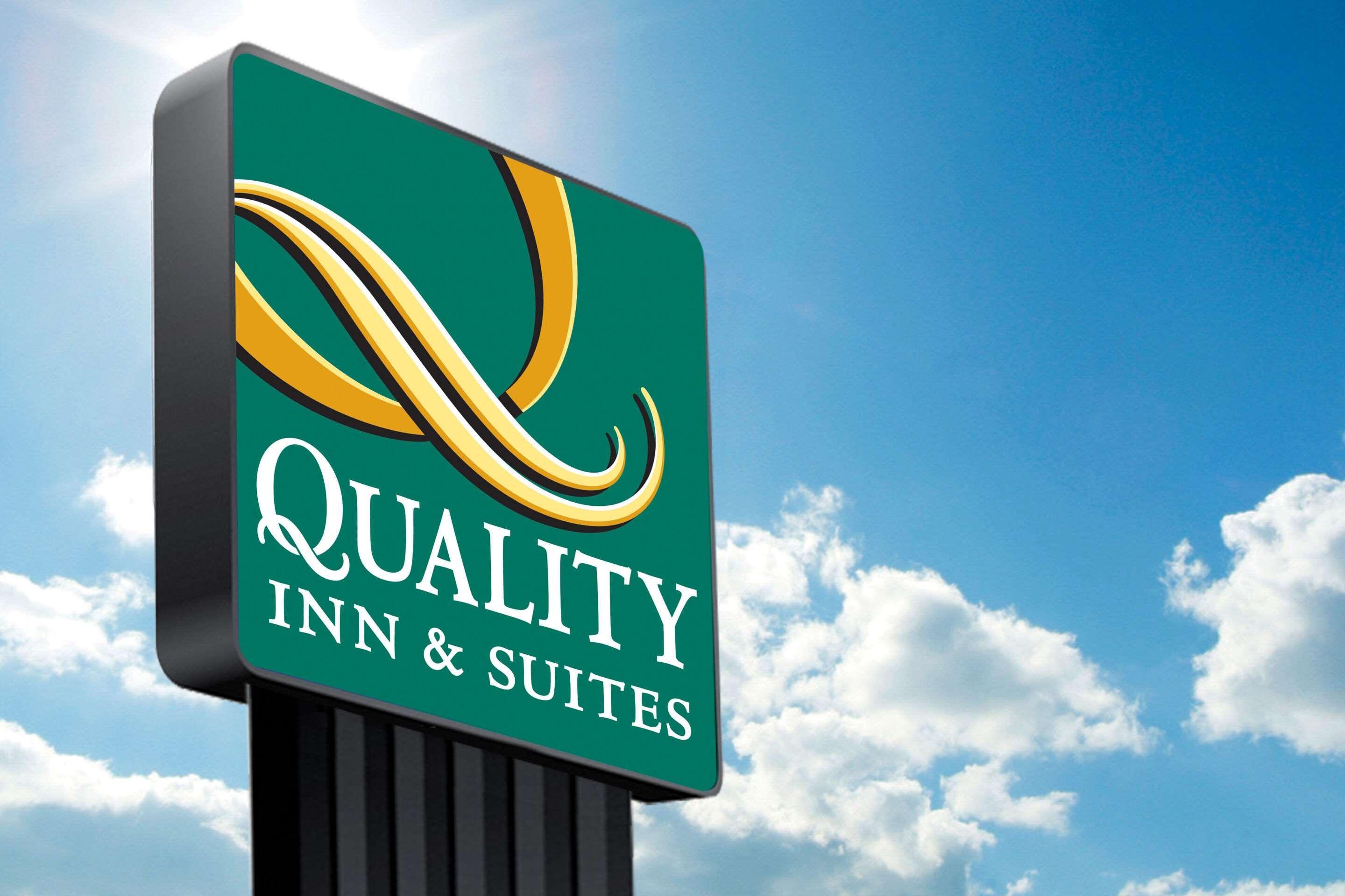 Quality Inn & Suites Уилсонвилл Экстерьер фото