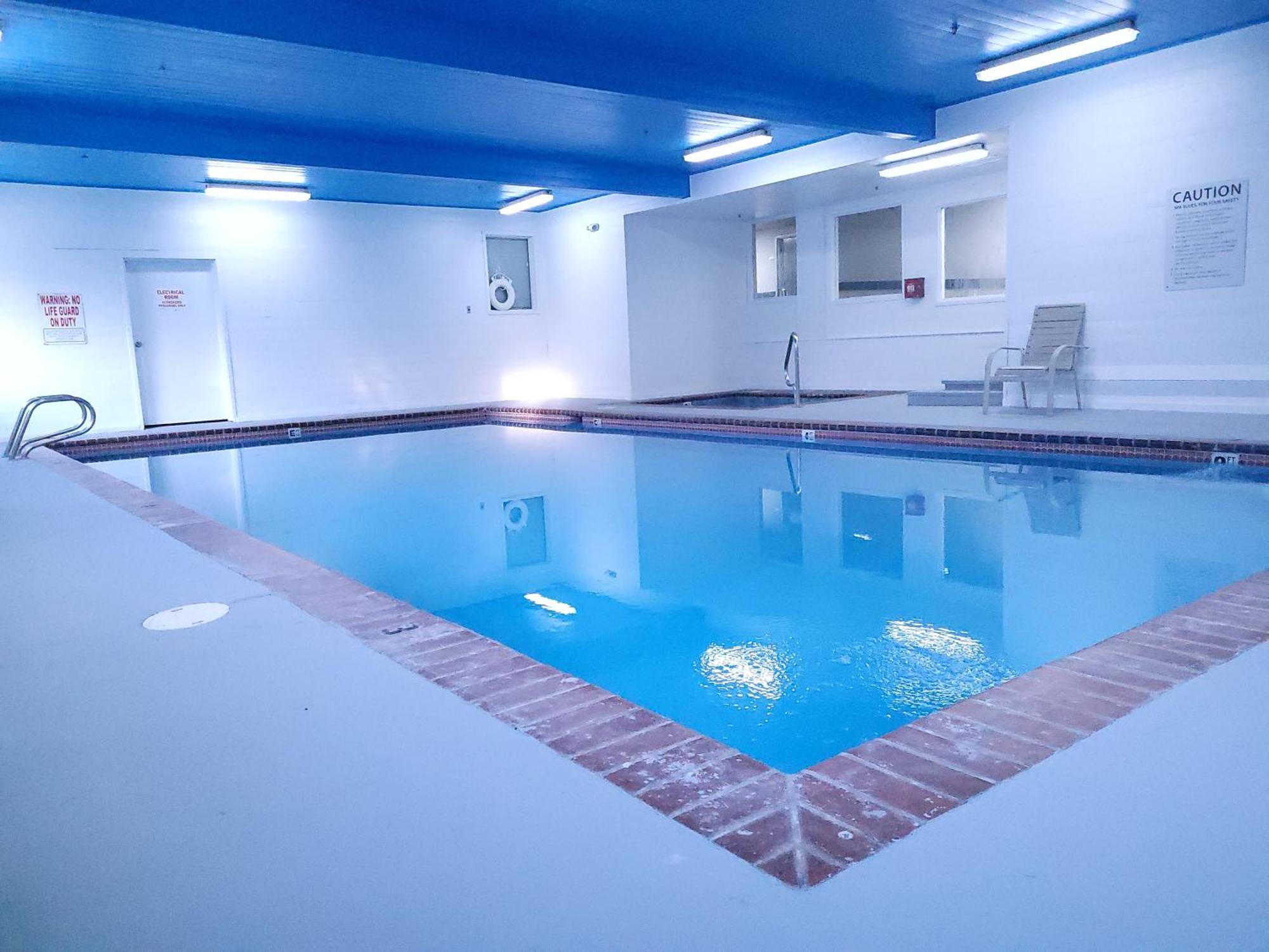 Quality Inn & Suites Уилсонвилл Экстерьер фото