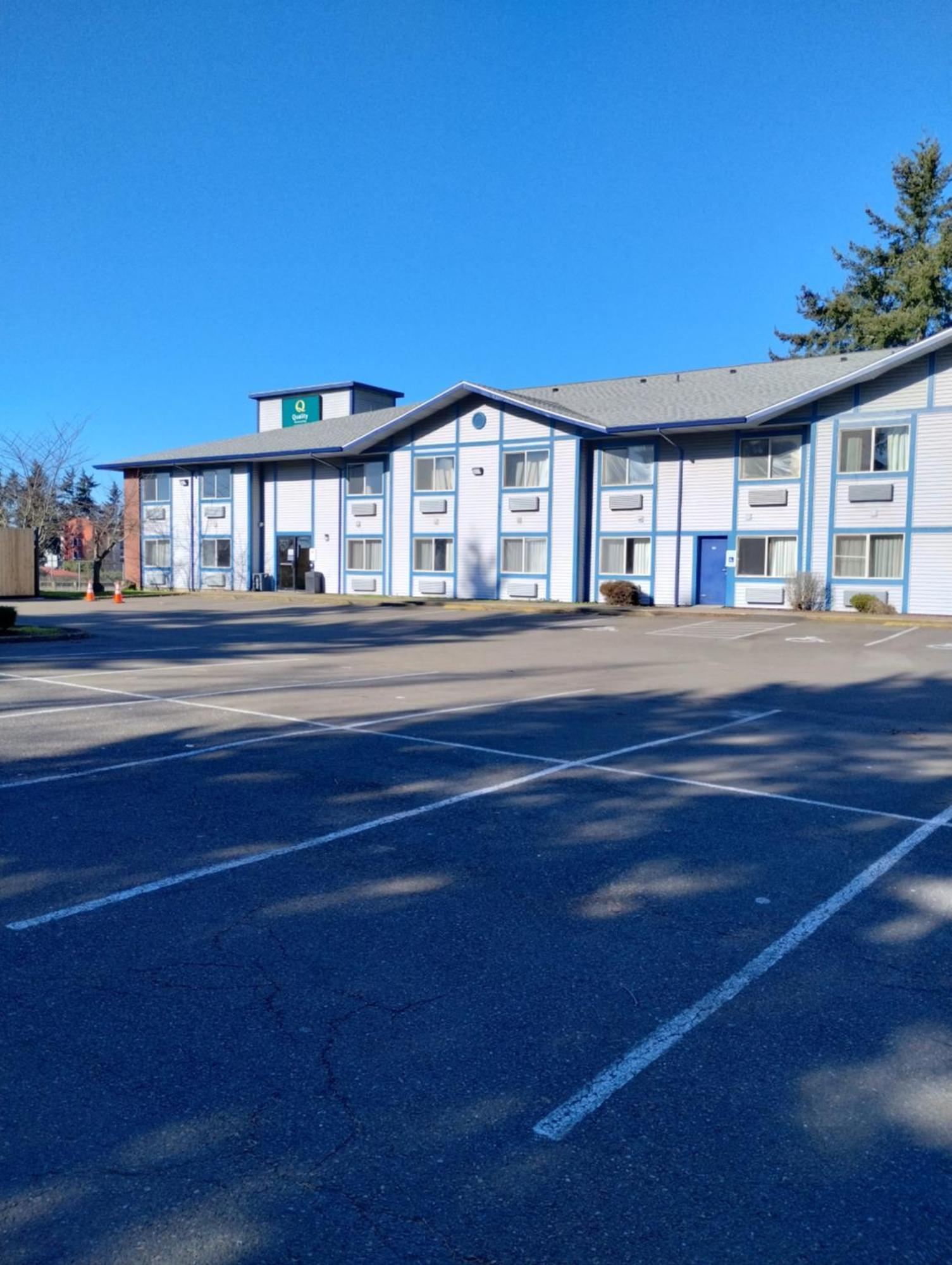 Quality Inn & Suites Уилсонвилл Экстерьер фото