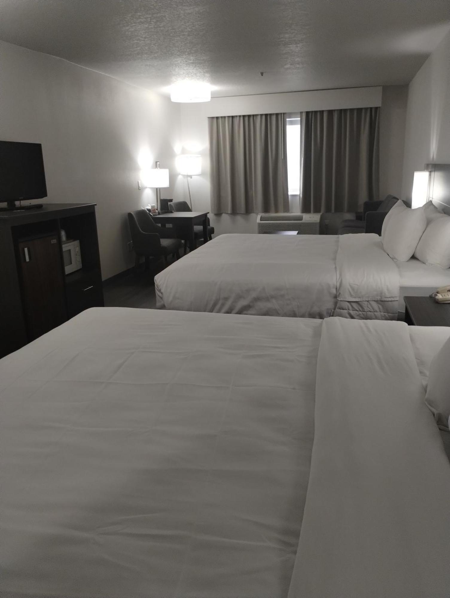 Quality Inn & Suites Уилсонвилл Экстерьер фото
